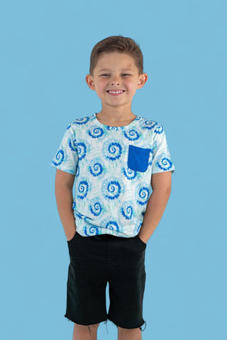 OCEAN WAVES TIE DYE DREAM POCKET TEE