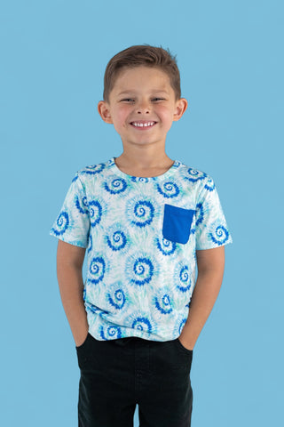 OCEAN WAVES TIE DYE DREAM POCKET TEE