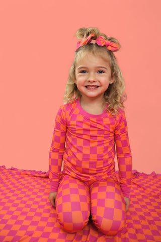 NEON DREAMS CHECKERS DREAM SET