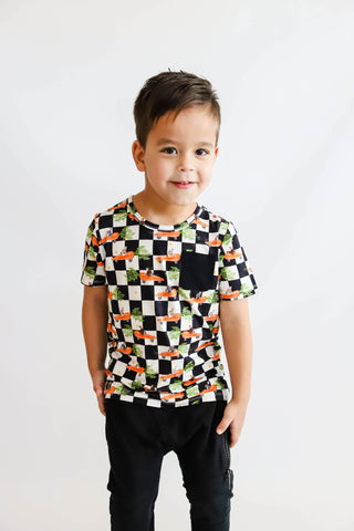 RACING CARROT CHECKERS DREAM POCKET TEE