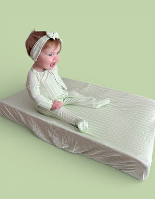 SPRINGTIME STRIPE DREAM CHANGING PAD