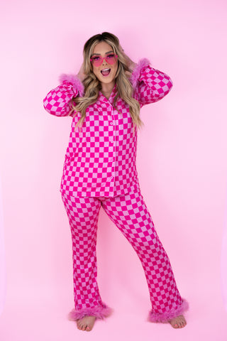 BUBBLEGUM CHECKERS WOMEN’S RELAXED FLARE FEATHERED DREAM SET