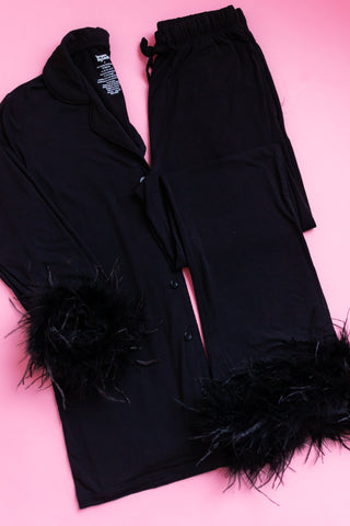 BLACK WOMEN’S RELAXED FLARE FEATHERED DREAM SET