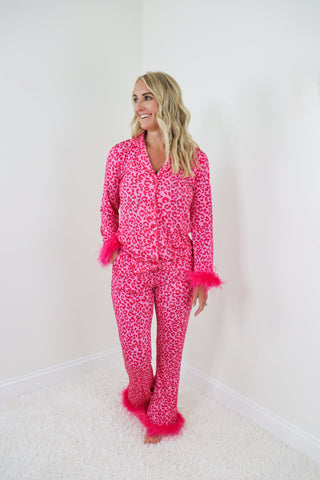 LOVE LEOPARD WOMEN’S RELAXED FLARE FEATHERED DREAM SET
