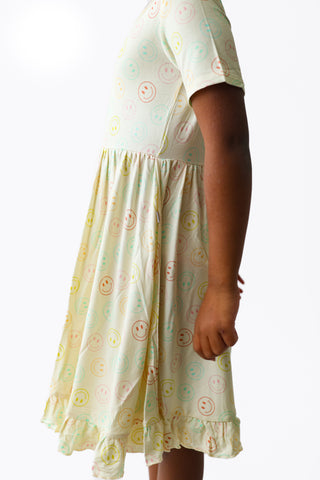 PASTEL SMILES DREAM RUFFLE DRESS