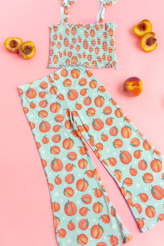 PEACHY-KEEN DREAM SMOCKED FLARE SET