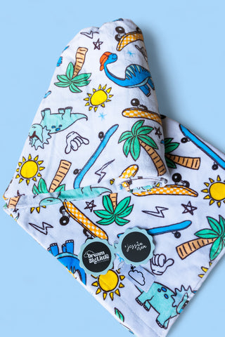 EXCLUSIVE SURF-O-SAURUS DREAM TOWEL