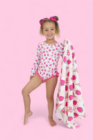 EXCLUSIVE BERRY BROOKLYN DREAM TOWEL