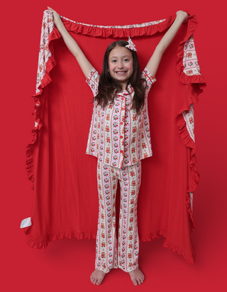 BERRY BEAR BLISS DREAM RUFFLE BLANKET