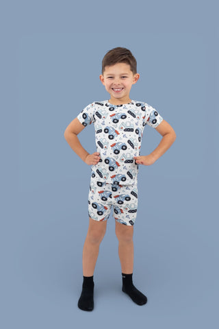 LOVE UNDER CONSTRUCTION DREAM SHORT SET