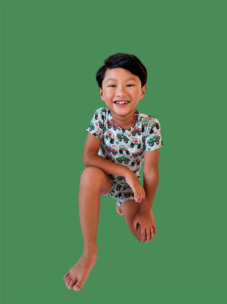 REVVED UP FOR CHRISTMAS DREAM SHORT SET