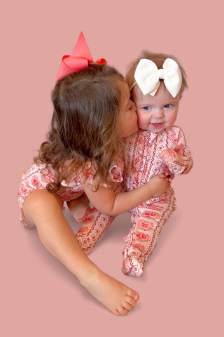 CANDY HEARTS DREAM RUFFLE SHORT SET