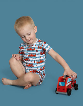 FIRETRUCK FRENZY DREAM SHORT SET