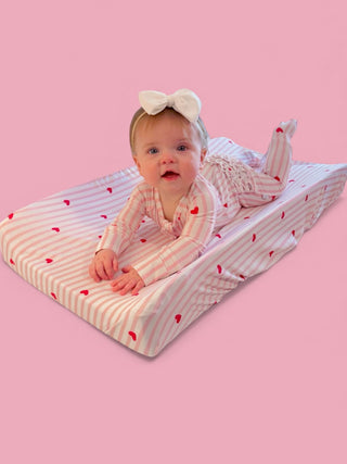 SWEETHEART STRIPES DREAM CHANGING PAD