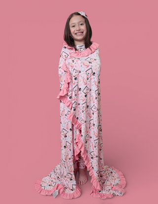 PRETTY AND PAR DREAM RUFFLE BLANKET