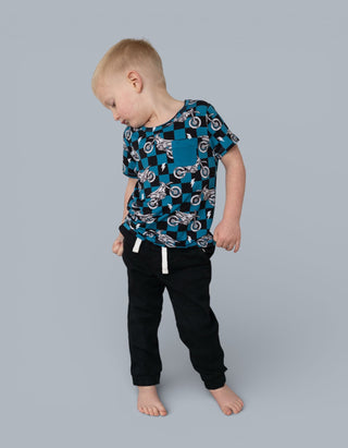 MOTO MAYHEM DREAM POCKET TEE