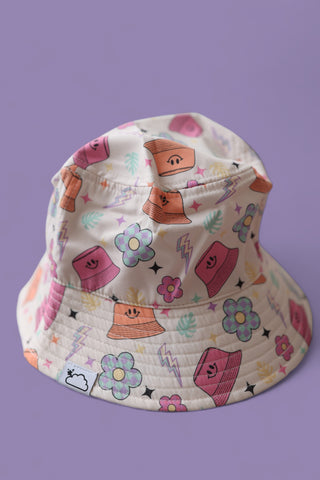BEACH FOR DAISIES DREAM BUCKET HAT