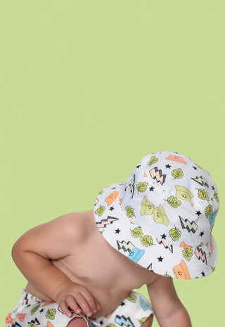 BOLTING TO THE BEACH DREAM BUCKET HAT