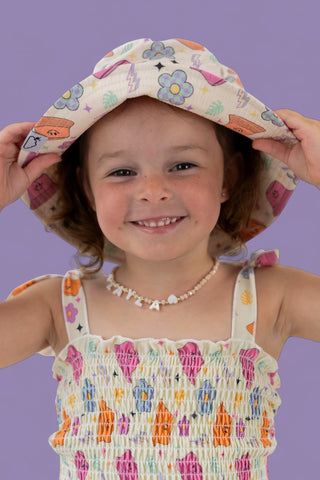 BEACH FOR DAISIES DREAM BUCKET HAT