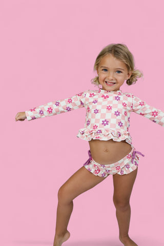 WAVY DAISY CHECKERS DREAM TWO-PIECE RASH GUARD RUFFLE SWIM SUIT