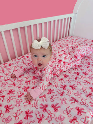 BOW CHECKERED CHARM DREAM CRIB SHEET