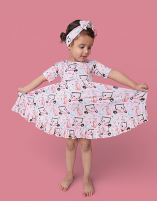 PRETTY AND PAR DREAM RUFFLE DRESS